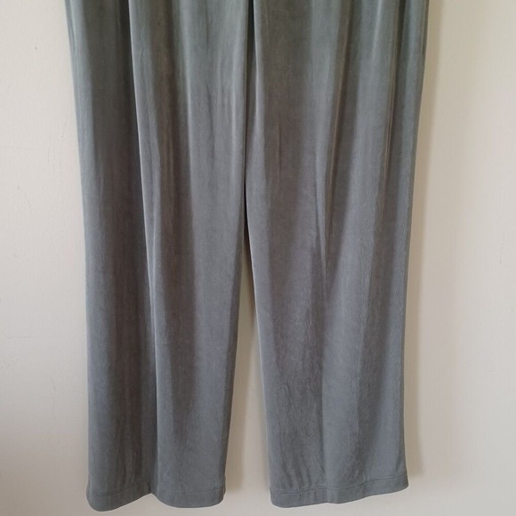 Chicos Travelers Pants Lg Short PullOn High Waist Slinky Wide Leg Sage Green‎ - Picture 3 of 7